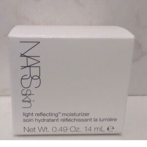NARS Light Reflecting Moisturizer - White